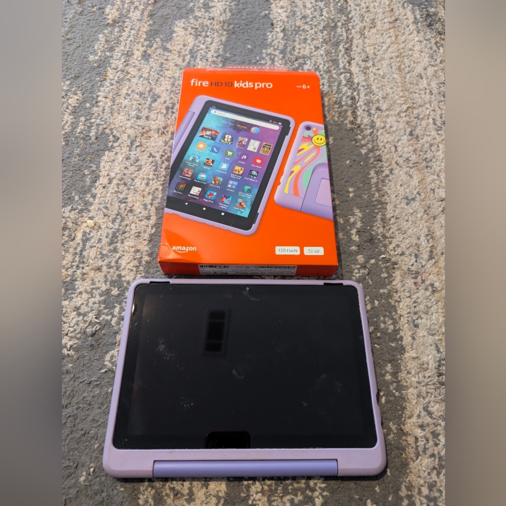 Amazon Fire HD 10.1" Kids Tablet -  Purple - Picture 3 of 7